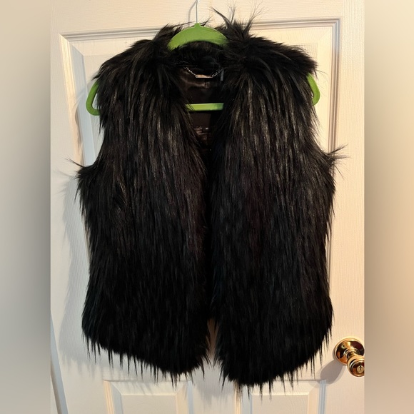 NEW with Tags Ivanka Trump Black Fur Vest. Size XS - Picture 3 of 7